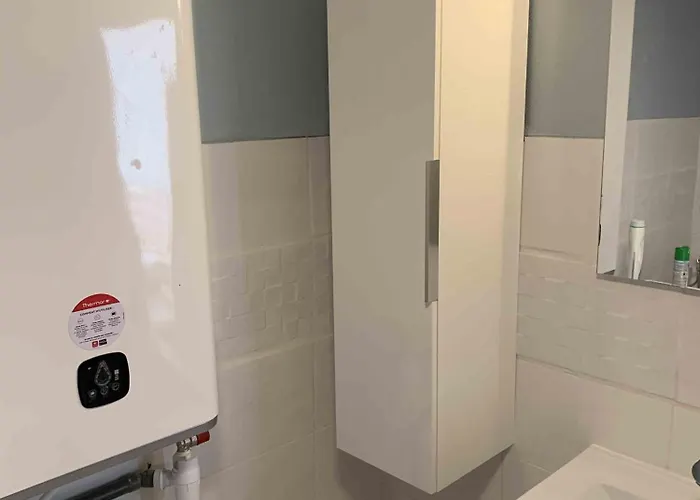 La Maison Des Artistes Daire