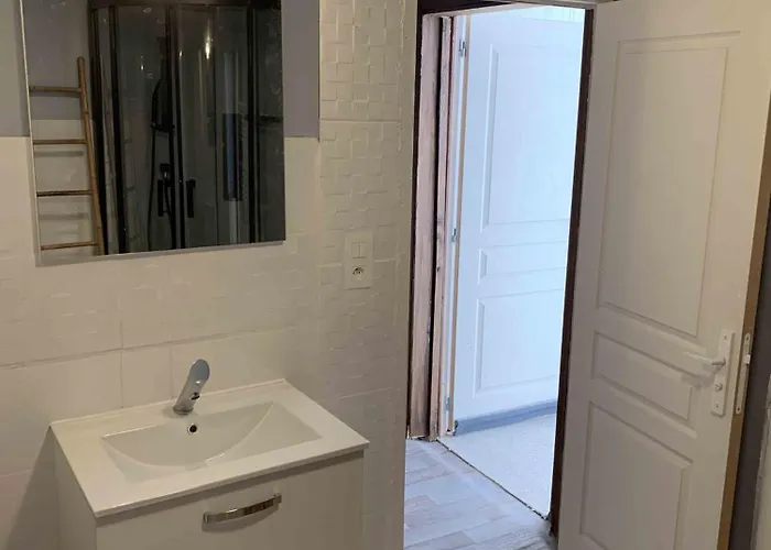 La Maison Des Artistes *