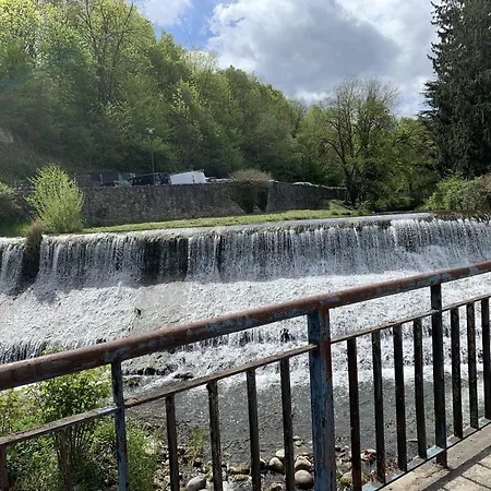 La Maison Des Artistes 아파트 *