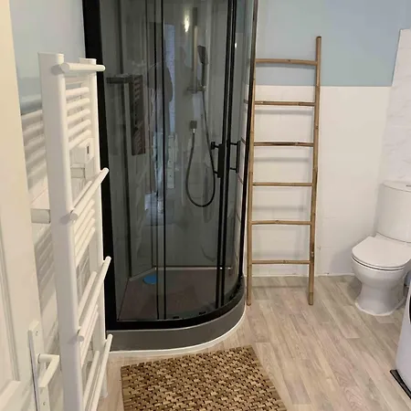 La Maison Des Artistes 아파트 *