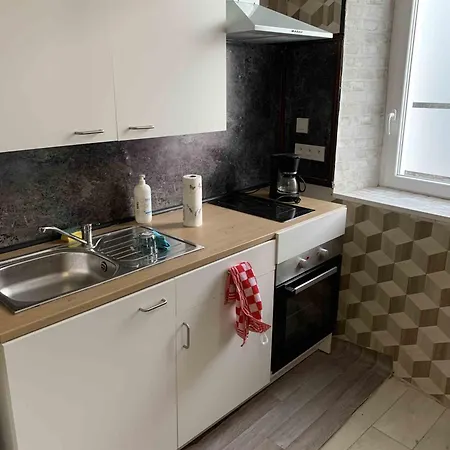 La Maison Des Artistes 라벨라네