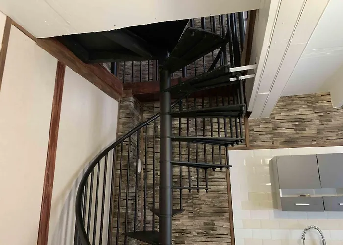 La Maison Des Artistes Apartamento Lavelanet