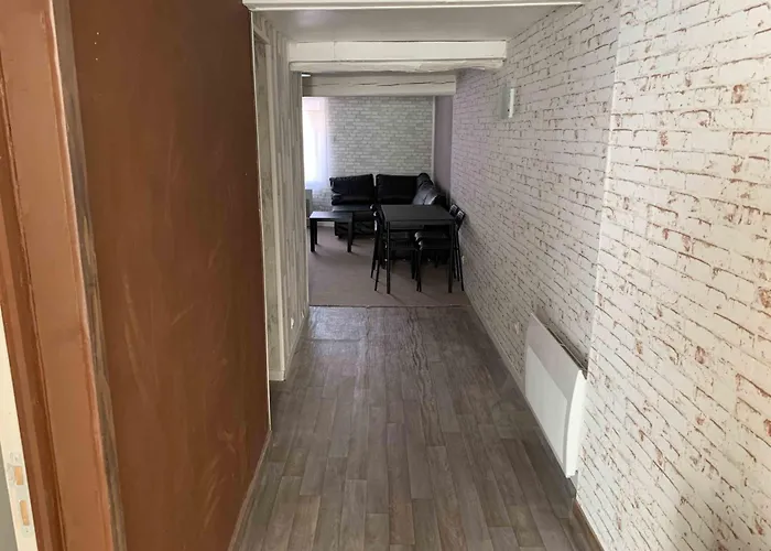 La Maison Des Artistes Apartamento Lavelanet