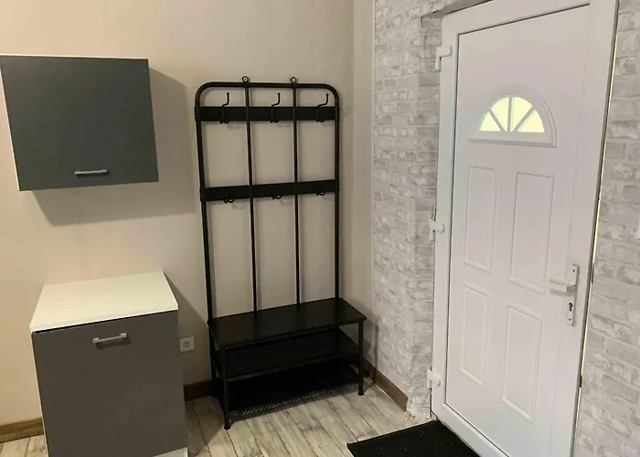 La Maison Des Artistes Apartamento Lavelanet